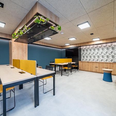 Lema Tauron Arena Two Bedroom Apartment Красков Екстериор снимка
